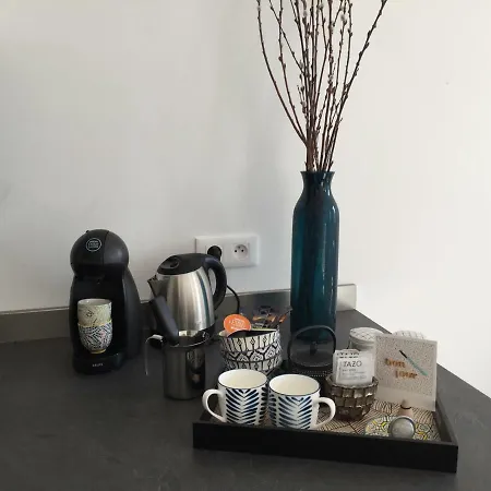 Lägenhet Bright & Modern In The Heart Of Antibes